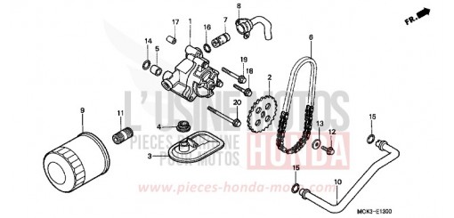 FILTRE A HUILE/POMPE A HUILE VT1100C2Y de 2000
